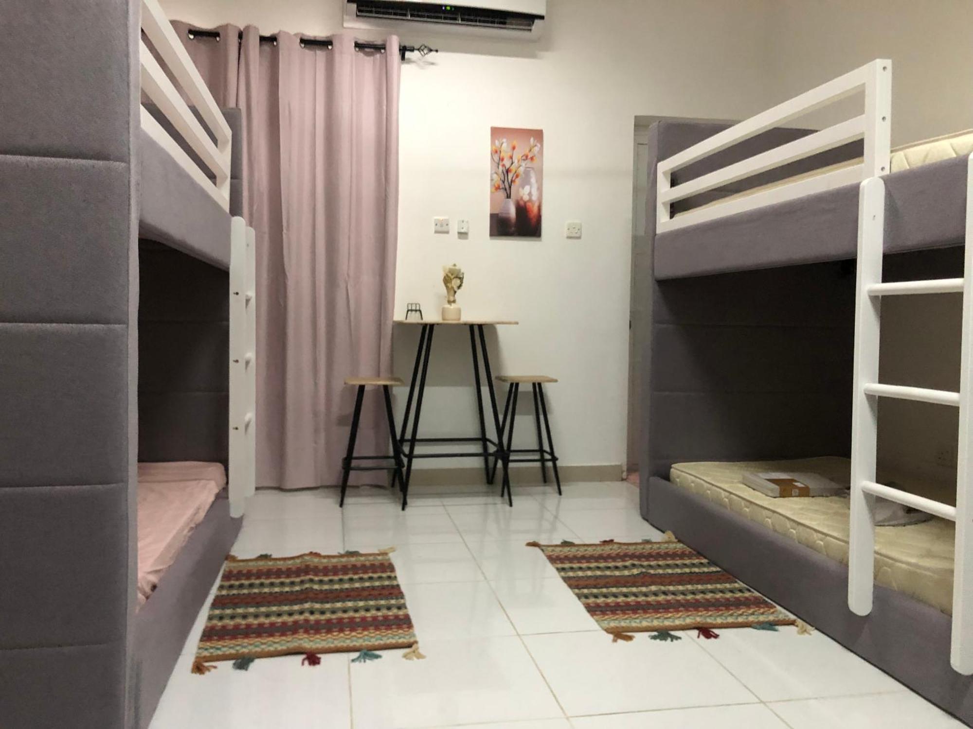 Legacy Hostel Muscat Ngoại thất bức ảnh