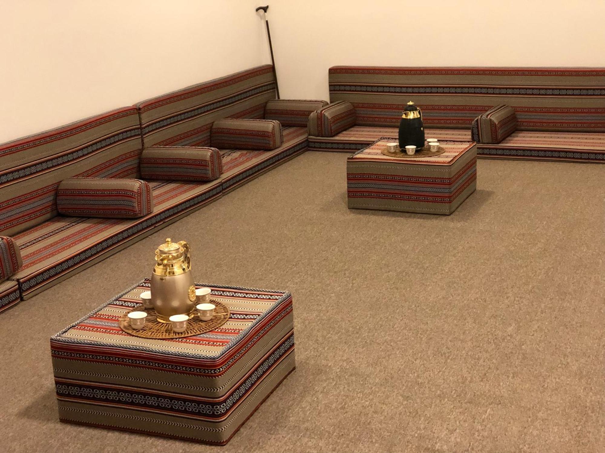 Legacy Hostel Muscat Ngoại thất bức ảnh