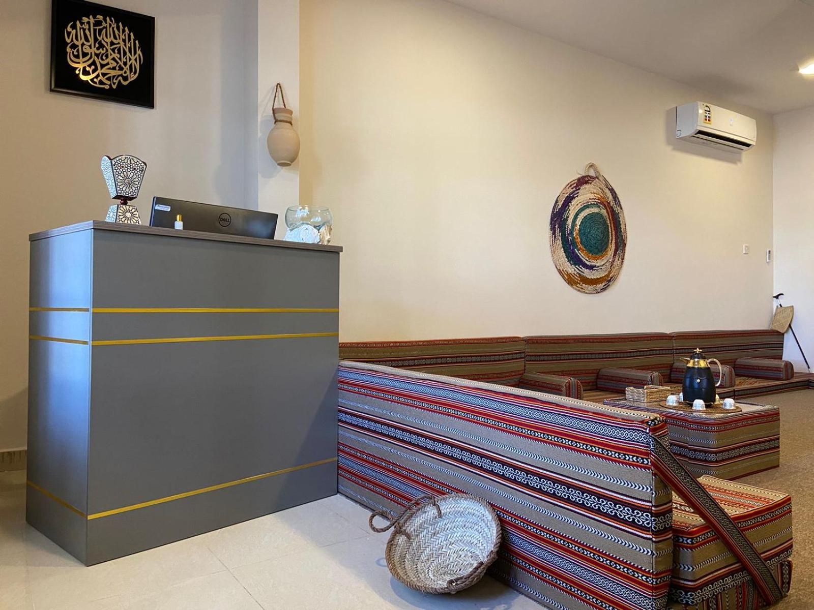 Legacy Hostel Muscat Ngoại thất bức ảnh