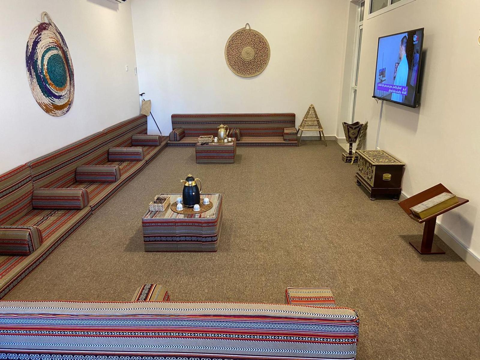 Legacy Hostel Muscat Ngoại thất bức ảnh