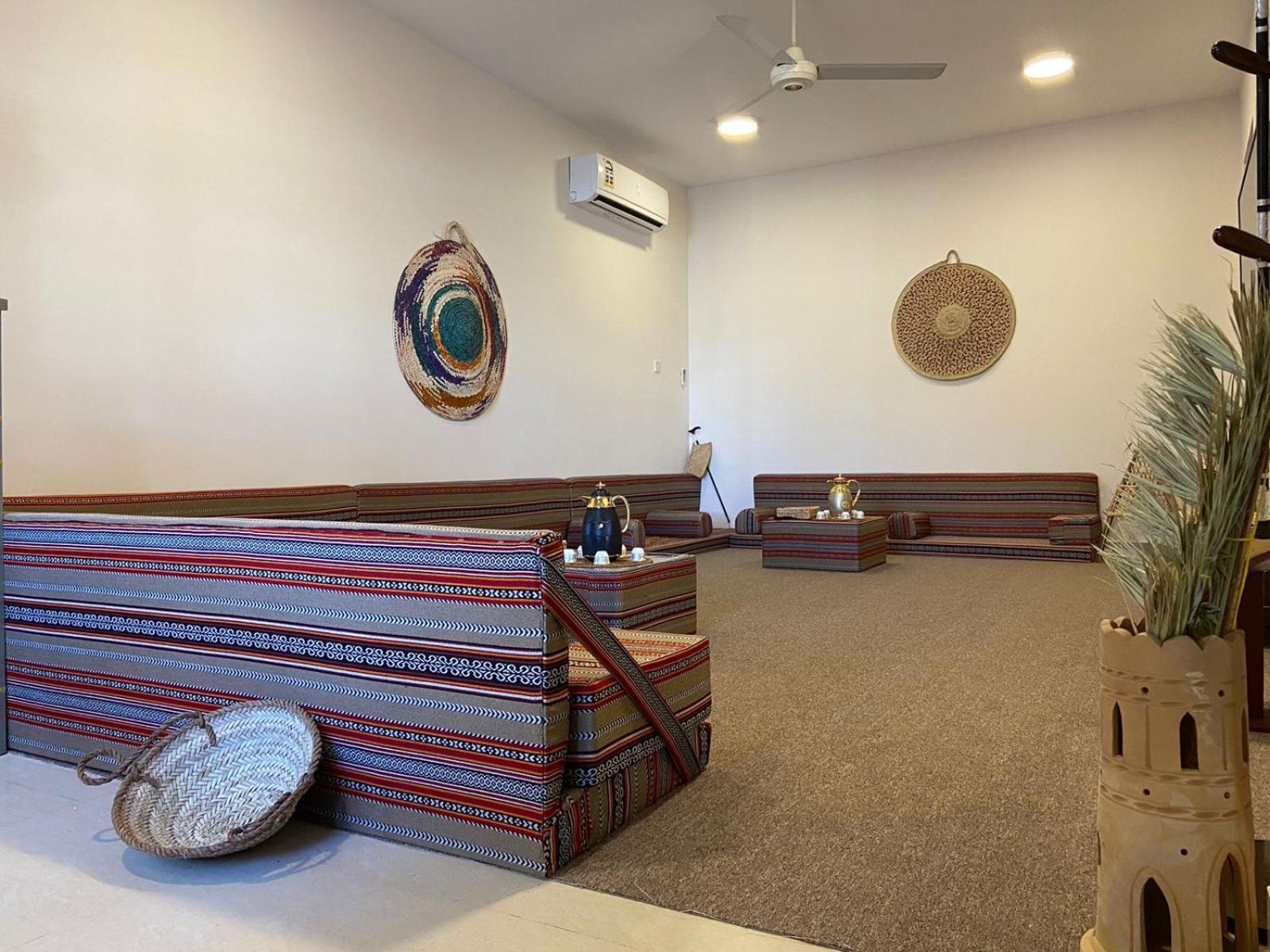 Legacy Hostel Muscat Ngoại thất bức ảnh