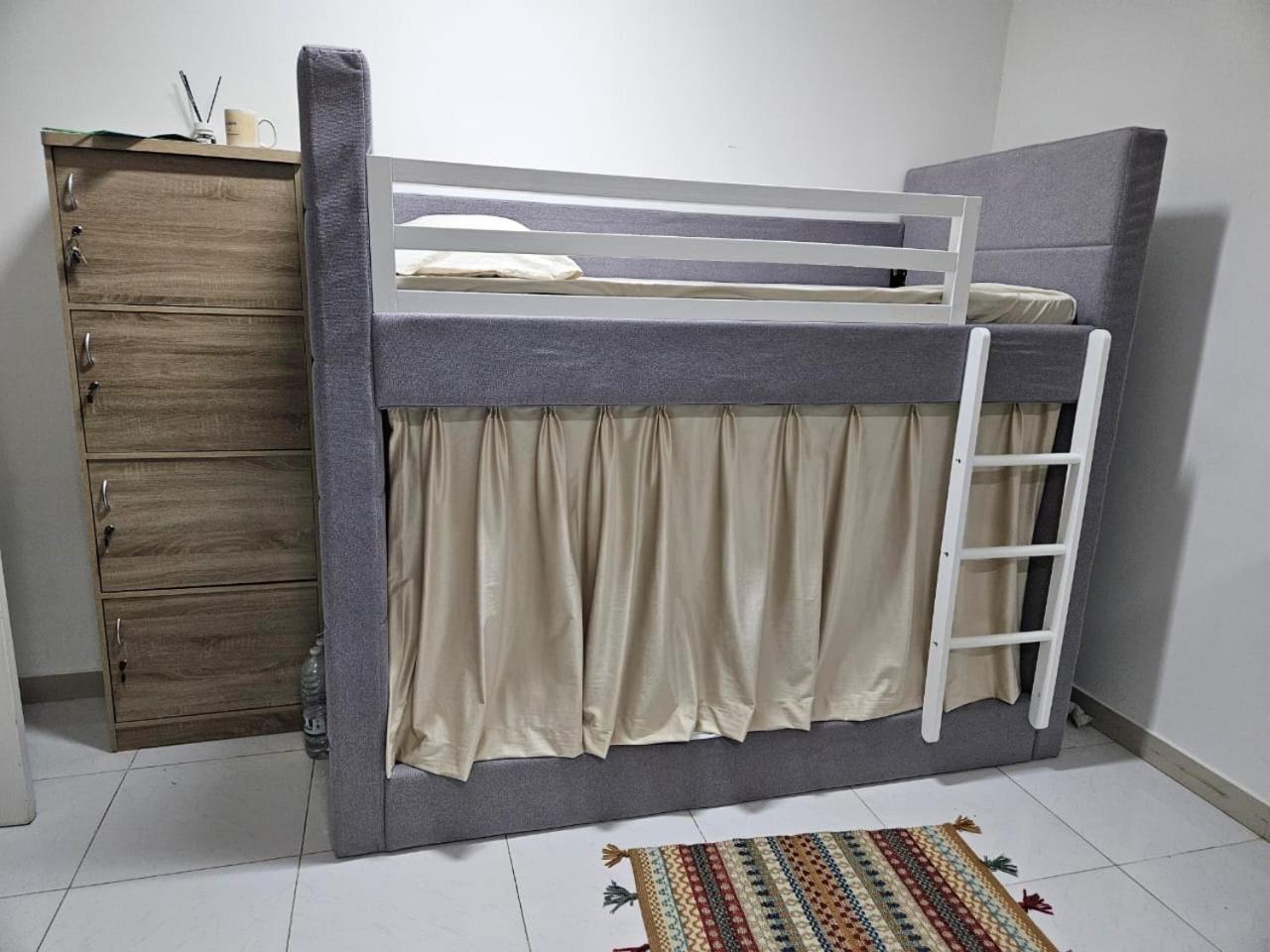 Legacy Hostel Muscat Ngoại thất bức ảnh