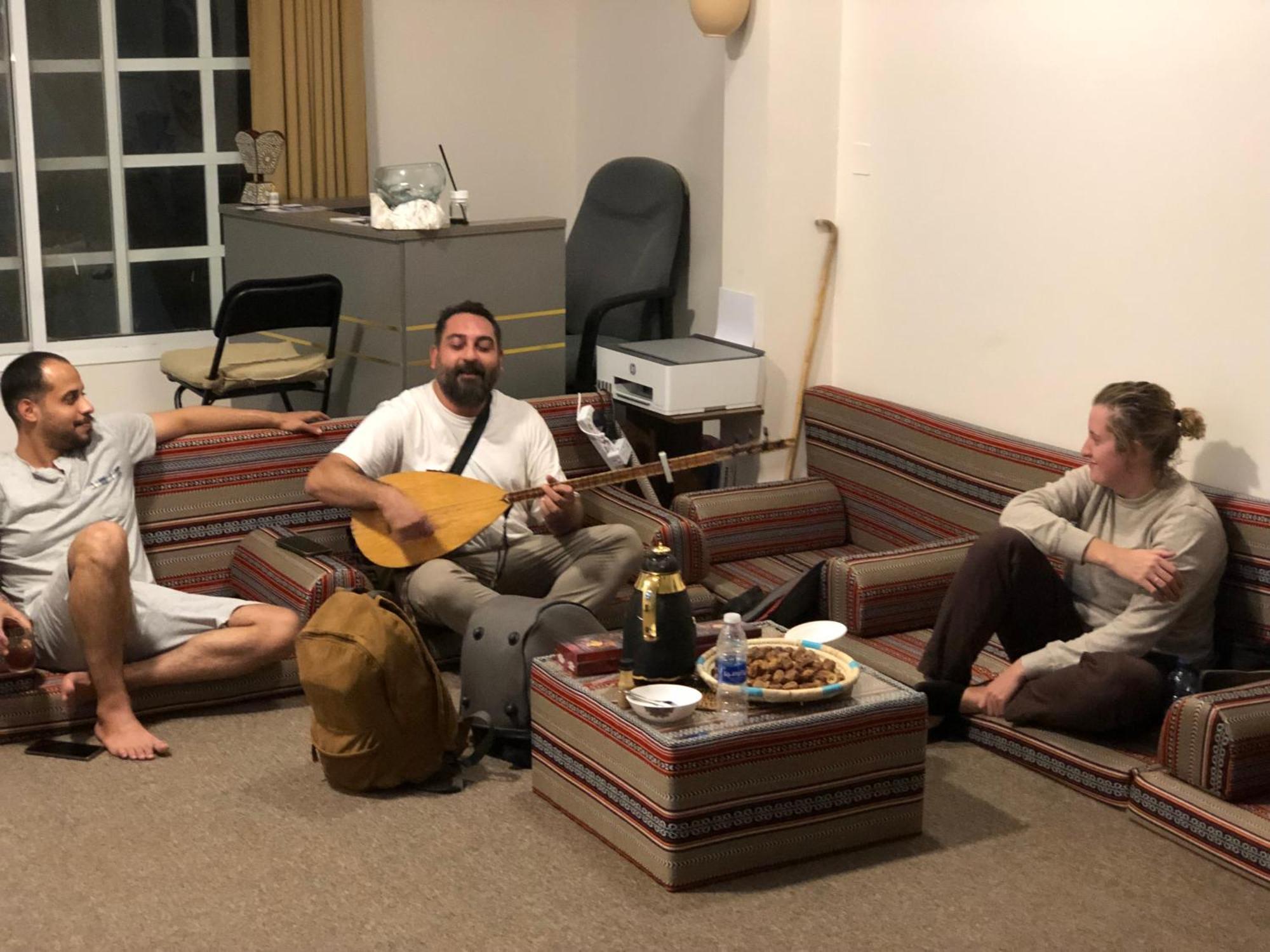 Legacy Hostel Muscat Ngoại thất bức ảnh